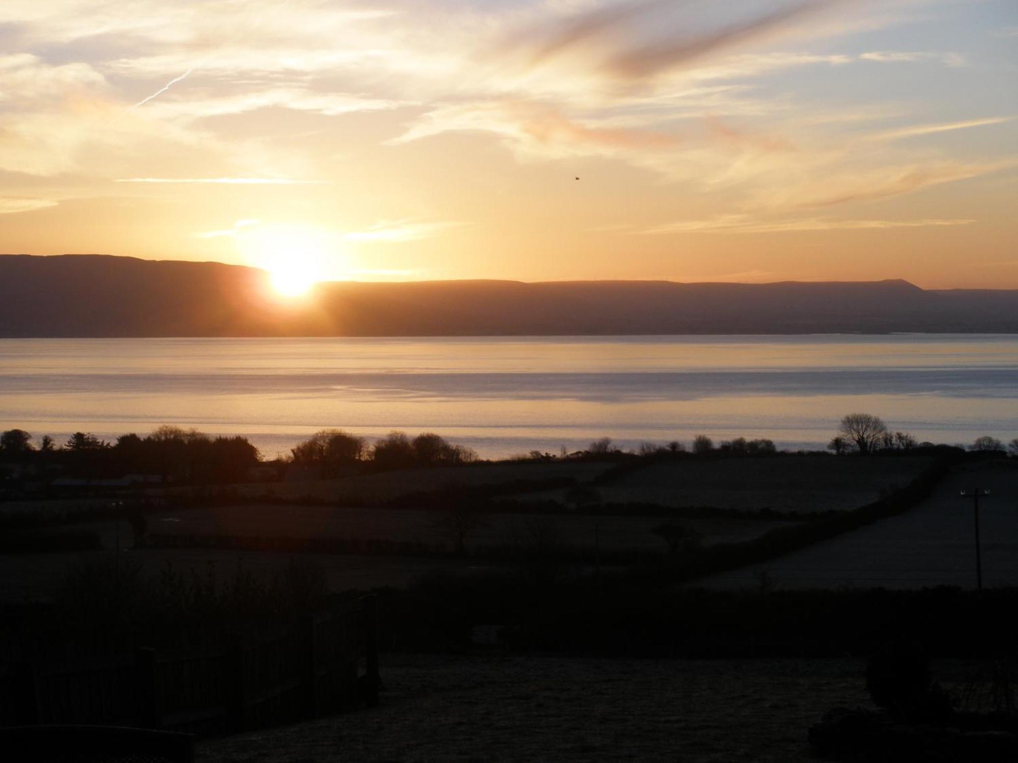 Inishowen Lodge B&B Moville Bagian luar foto
